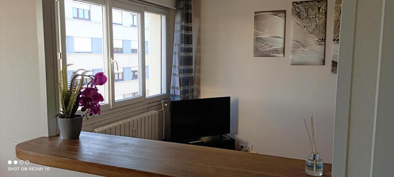 F1bis agréable à la mairie Limoges Esterno foto